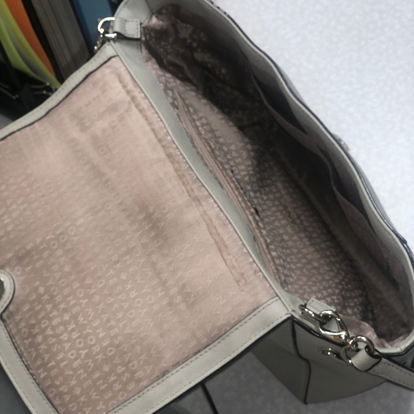 Large Kate Spade Satchel - Picture 7 of 8